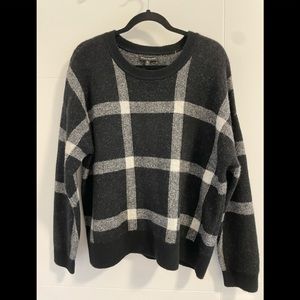 Banana Republic Sweater (Like New)